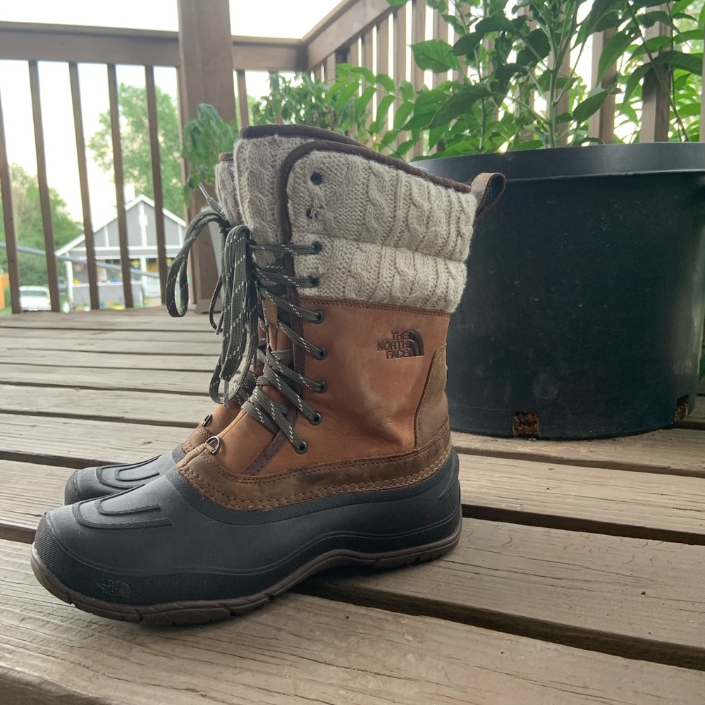 Northface snow boots